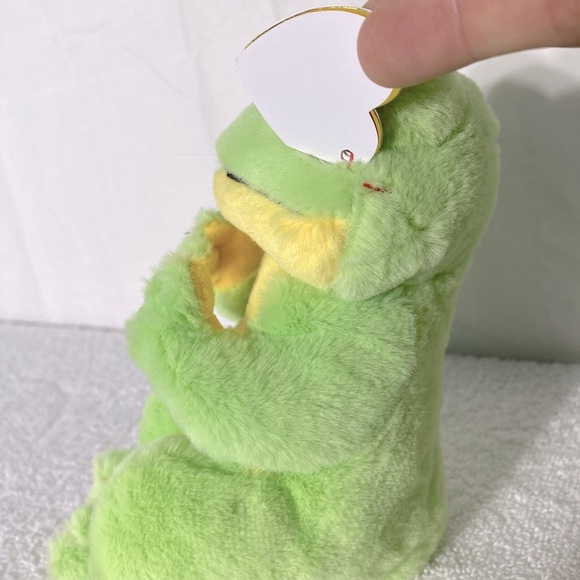 Ty Beanie Bellies Green and Yellow Snapper Plush Frog Toy Stuffed Animal - Picture 3 of 12